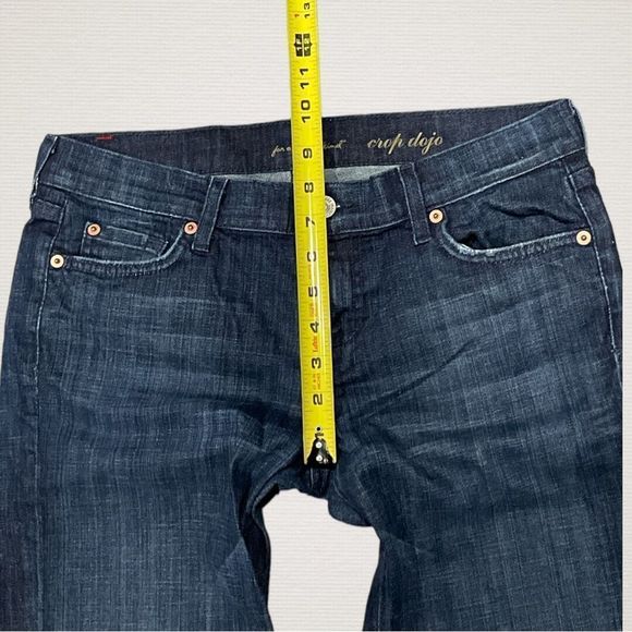7 For All Mankind Dark Blue Cropped Jeans - Picture 6 of 9